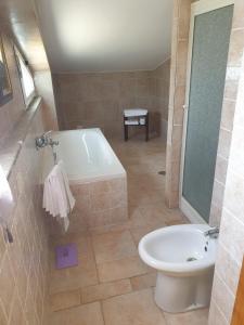 Koupelna v ubytování Agriturismo Le Querce + 37 fotografií