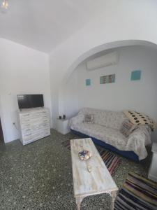 Galeriebild der Unterkunft Alas House in Agía Triás