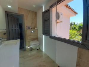 Kép Villa RomAntica pool 15 min P. Banus szállásáról Esteponában a galériában