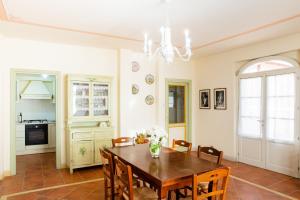 Kuchyň nebo kuchyňský kout v ubytování San Giovanni al Monte