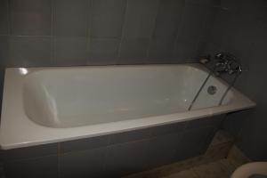 Ένα μπάνιο στο Motel Tuku Masindi