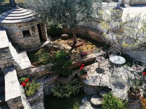 Zahrada ubytování Nice Apartment Montepozzo with Private Garden
