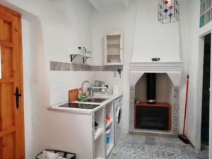 Nhà bếp/bếp nhỏ tại Casita Rural con Encanto