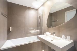 Koupelna v ubytování Hôtel Vauban Briançon Serre Chevalier