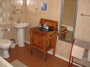 Afbeelding uit fotogalerij van Kaiser's B&B in Grahamstown +22 foto's