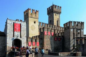 Gallery image of Near to lake and thermal baths with bicycles x you in Sirmione