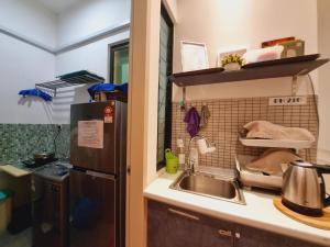 Kuchyň nebo kuchyňský kout v ubytování Sunway Paradise Home Staycation PH2120 SELF CHECK IN OUT