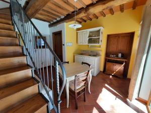 A kitchen or kitchenette at BELLA TUSCANY - Residence