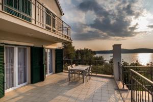 En balkong eller terrasse på Bijaka Villas&apartments