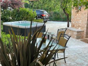 Photo de la galerie de l'établissement Villa Zacharenia, à Nikiana