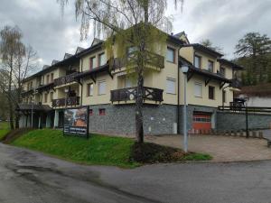 Budova, v ktorej sa apartmánový hotel nachádza