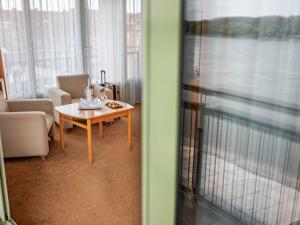 Výhled na řeku, která protéká v blízkosti hotelu