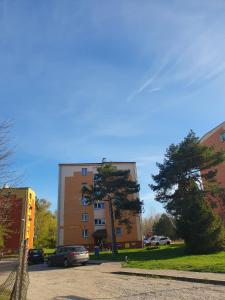 Budova, v ktorej sa apartmán nachádza