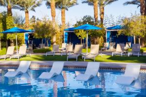 Bazén v ubytování Club Wyndham Desert Blue nebo v jeho okolí