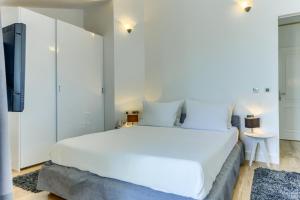 Hotel Riva Kaštela with swimming pool客房内的一张或多张床位