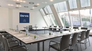 Viðskiptasvæði og/eða fundarherbergi á Dorint Hotel Dresden