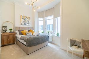 Gallery image of Large Blythswood Residence in Glasgow