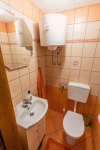 Φωτογραφία από το άλμπουμ του Holiday home in Dvor Kranjska Krain 42901 σε Dvor