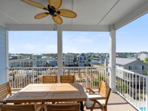 Gallery image of Pelican Watch - Steps away from a beautiful beach in a prime location home in Carolina Beach