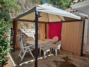 A patio or other outdoor area at Finca Batan
