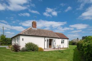 Gallery image of Chase Lodge, Kenilworth, Family Sized Cottage With free Wifi in Kenilworth
