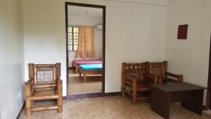 Posezení v ubytování Sanctuary Transient House Bacolod + 29 fotografií