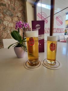Nápoje v ubytovaní Das Hostal