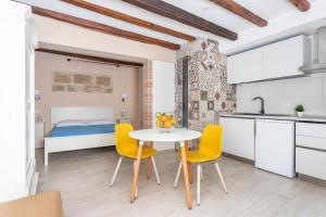 Η κουζίνα ή μικρή κουζίνα στο Carmencita Apartment