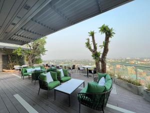 Gallery image of Ease Hotel in Mandalay