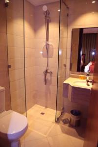 Koupelna v ubytování Al Bostan Al Masi Hotel