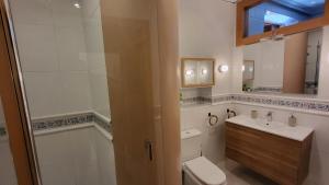 Koupelna v ubytování Exclusivo Apartamento en Linares + 10 fotografií