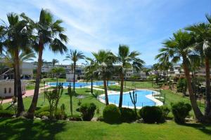 Piscina di StayatSas Luxe App vlakbij strand, 80 m2 terras, grote zwembaden Marbella o nelle vicinanze