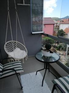 A balcony or terrace at Apartman Lav
