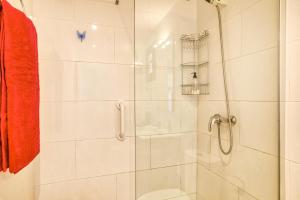 Et badeværelse på Can Gori + 12 billeder