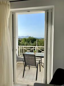 A balcony or terrace at Sunset View Apartment, in the nature, at Zipari "6"