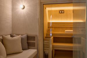 Katil atau katil-katil dalam bilik di Lucy Hotel