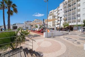 Το κτήριο όπου στεγάζεται  το διαμέρισμα