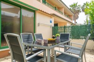 Balkón alebo terasa v ubytovaní Els Pins -Port d'Alcudia-
