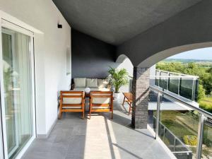 Balkón nebo terasa v ubytování BLACK DIAMOND Apartment