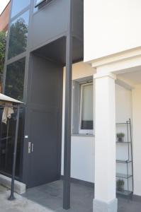 The facade or entrance of Casa Tua