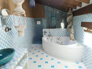 A bathroom at Camino a Casa - Suances Még 32 kép