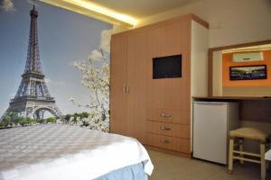 A bed or beds in a room at Elit Deniz Palamutbükü
