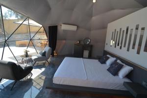 Postel nebo postele na pokoji v ubytování Kabak Freedom Deluxe Hotel