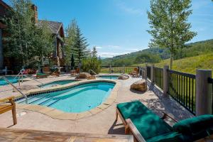 Gallery image of 205 Bear Paw Lodge in Avon