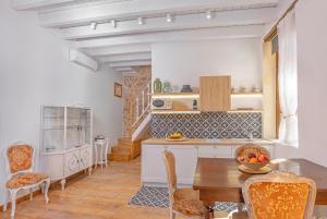 Gallery image of Sala Historical Luxury Suites in Rhodes Town +150 photos