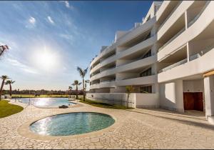 Bazén v ubytování PUSHE Playa Granada Beach&Golf 4 nebo v jeho okolí