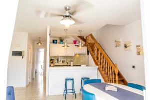 A kitchen or kitchenette at LIVE TAJAO BEACH