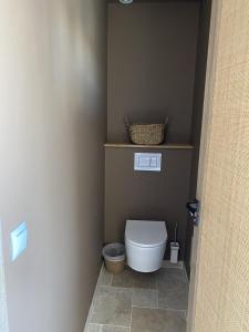 Afbeelding uit fotogalerij van Hôtel du Pont Blanc in Saintes-Maries-de-la-Mer +47 foto's