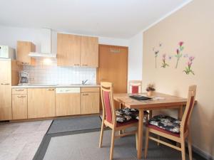 Cucina o angolo cottura di Apartment Schweiberer-1 by Interhome