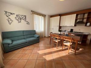 Cucina o angolo cottura di Appartamenti Baia Azzurra 4.